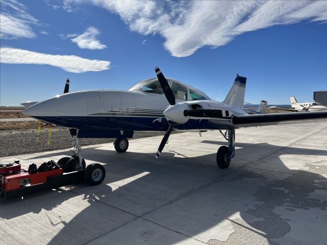 Cessna 310 (N61348)