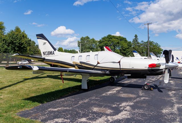 Socata TBM-700 (N138MA)