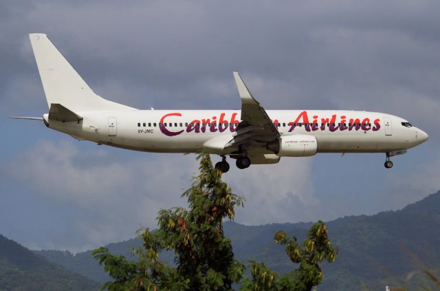 Boeing 737-800 (9Y-JMC)