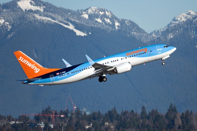 Boeing 737 MAX 8 (C-FIRN)