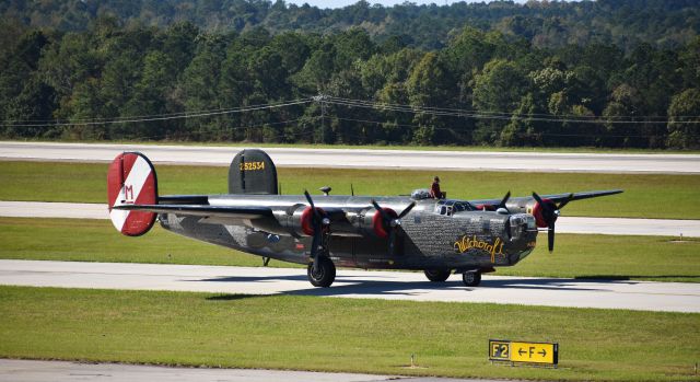 Consolidated B-24 Liberator (N224J) - Witchcraft makes her entrance to RDU on 10/19/17 for a Collings Foundation fly-in.