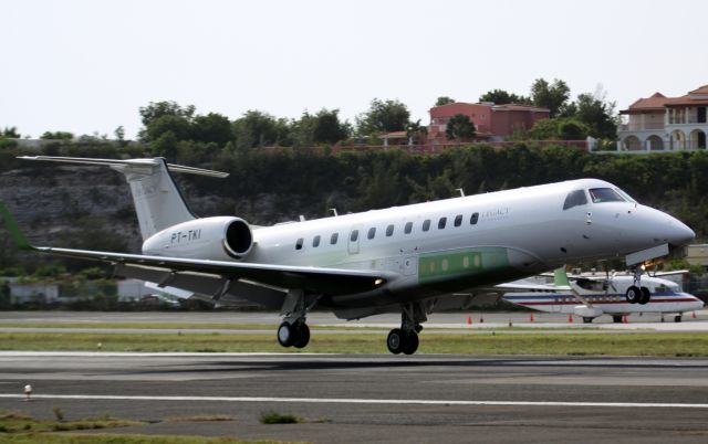 Embraer ERJ-135 (PT-TKI)