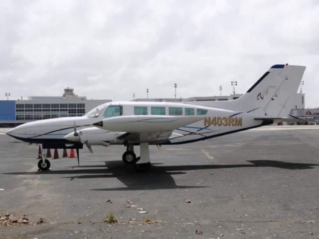 Cessna 402 (N403RM)