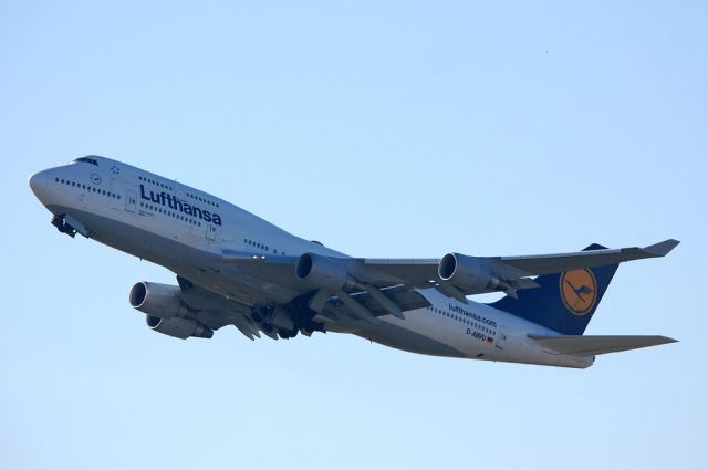 Boeing 747-400 (D-ABVU)