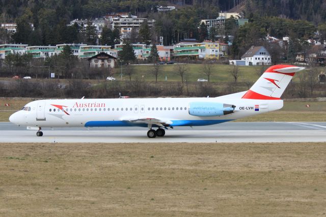 Fokker 100 (OE-LVH)