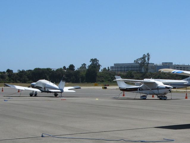 Piper Cherokee (N7713N)