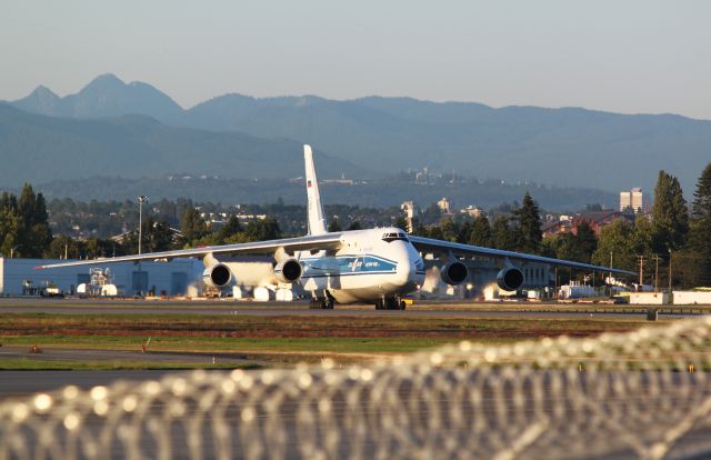 Antonov An-124 Ruslan (RA-82081) - Evening departure from YVR on 26L