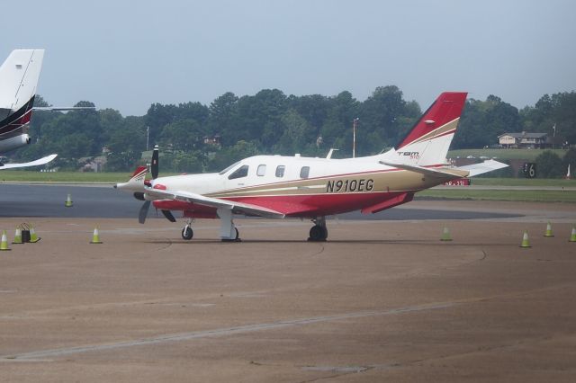 Socata TBM-700 (N910EG)