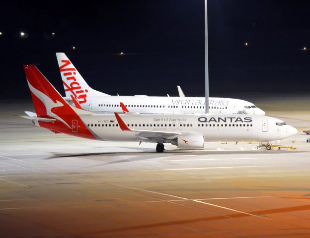 Boeing 737-800 (VH-VZD)