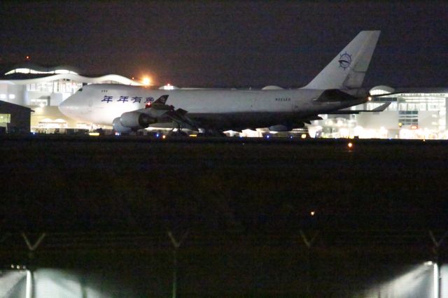 Boeing 747-400 (N903AR)