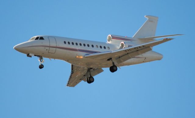 Dassault Falcon 900 (VH-OAA)