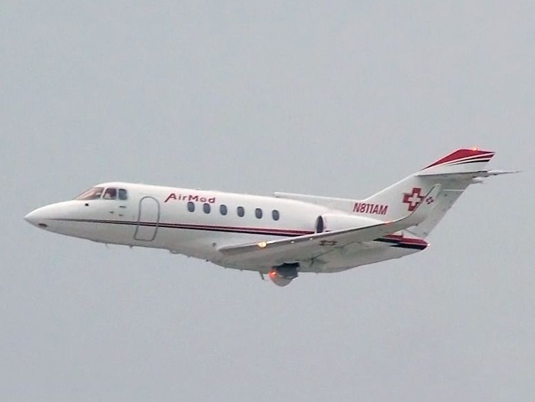 Hawker 800 (N811AM) - A Hawker jet.