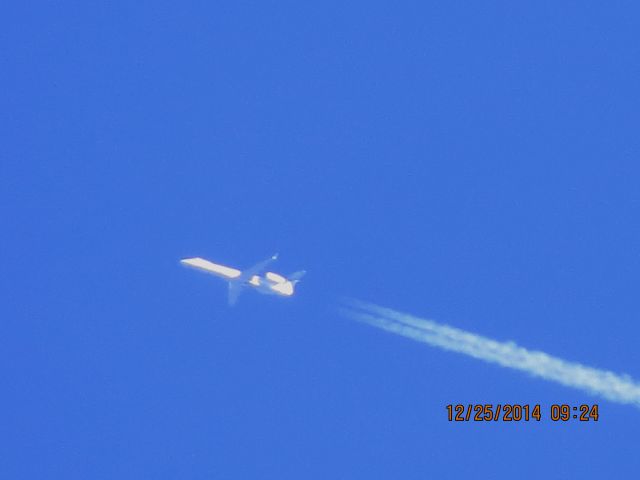 Embraer EMB-145XR (N11164) - Express Jet flight 6077 from TYS to DEN over Southeastern Kansas at 36,000 feet.