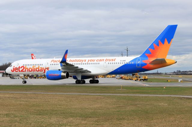 Boeing 757-200 (G-LSAE)