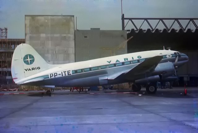 CURTISS Commando (PP-ITE)