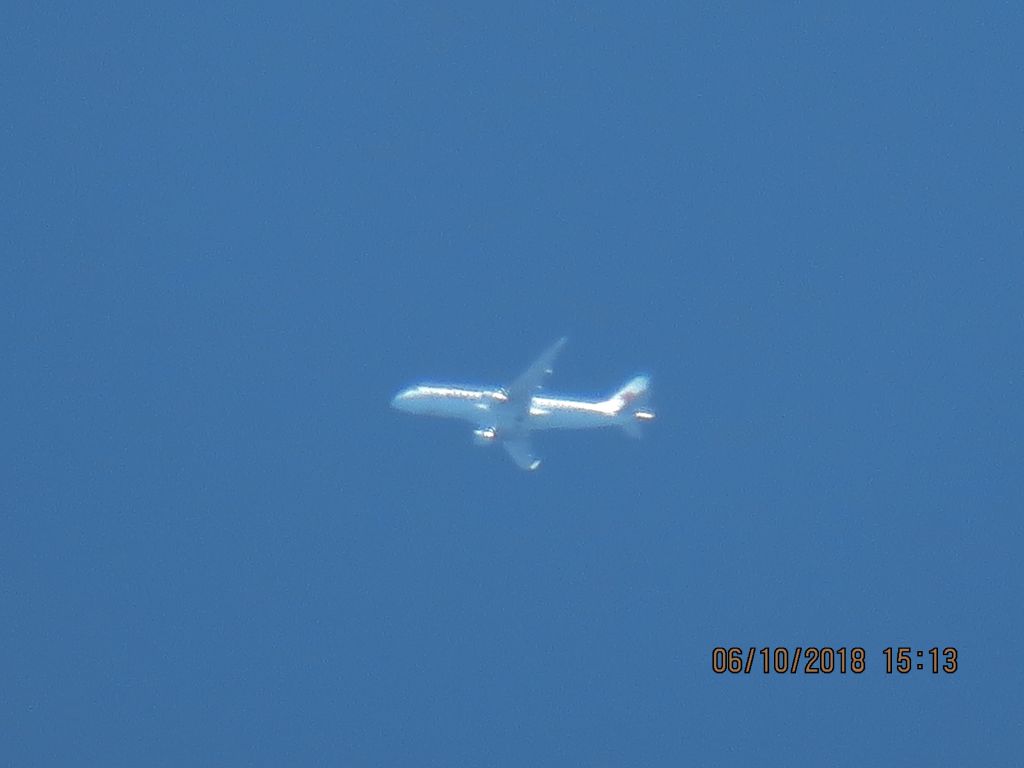 Embraer ERJ 175 (C-FEKD)