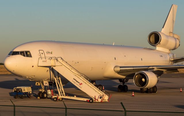 Boeing MD-11 (Z-GAC)