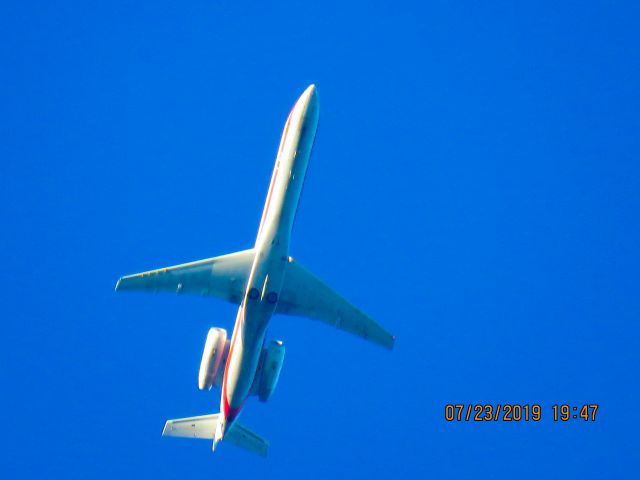 Embraer ERJ-135 (N834AE)