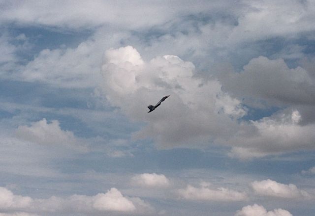 Sukhoi Su-27 Flanker — - Russian Air Force SU-27 putting on an air show at an Air Power Air Show