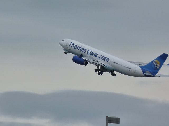 Airbus A330-300 (G-OJMC) - taking off light from 07