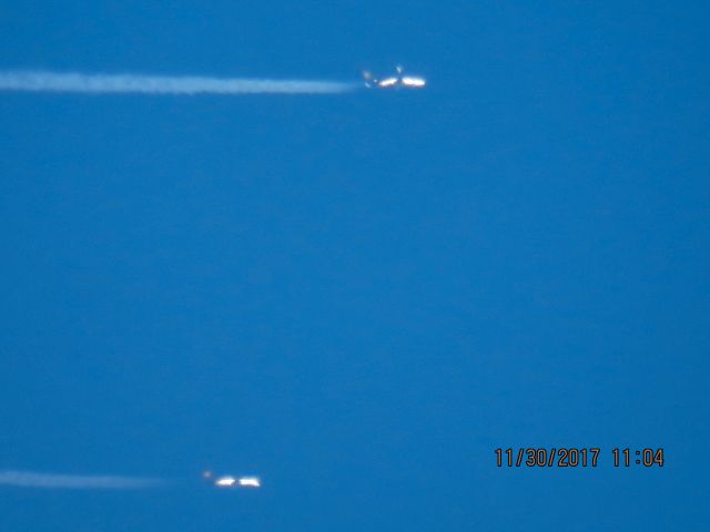 BOEING 767-300 (N351UP)