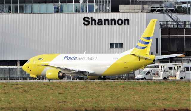 BOEING 737-400 (EI-GUA) - poste air cargo b737-400f ei-gua at shannon 23/12/20.