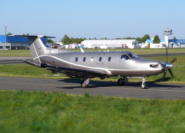 Pilatus PC-12 (9H-WIT)