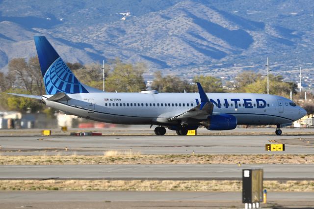 Boeing 737-800 (N78509)