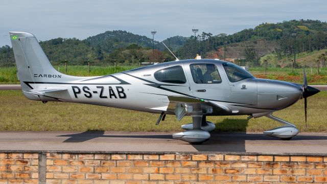 Cirrus SR-22 (PS-ZAB)