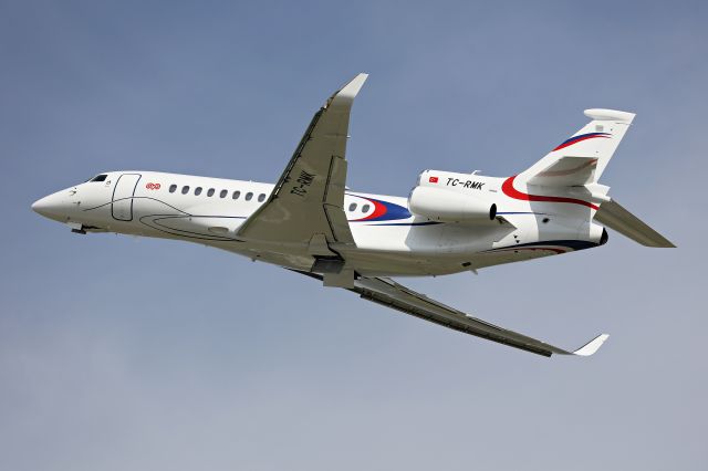 Dassault Falcon 8X (TC-RMK)