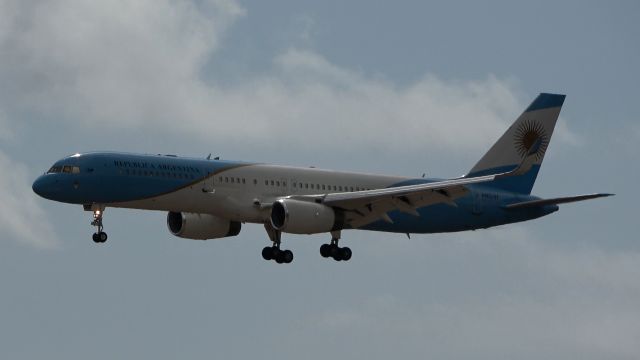 Boeing 757-200 (ARG1)