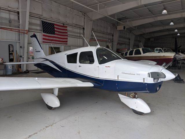 Piper Cherokee (N7405W)