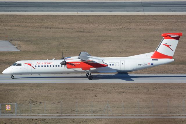 de Havilland Dash 8-400 (OE-LGH)