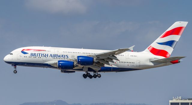 Airbus A380-800 (G-XLEC) - BAW283 glides past me on short finals for runway 24R at LAX. Arriving from Heathrow after an 11 hour flight. Shot from the top deck of the QuikPark parking garage near the thresholds of the 24s. Shot with a 100-400mm lens at 158mm