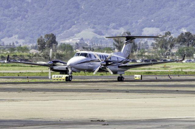 Beechcraft Super King Air 350 (N64FE) - Beechcraft B300 King Air 360 at Livermore Municipal Airport (CA). April 2021