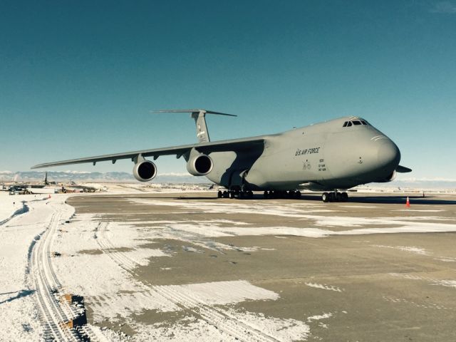 Lockheed C-5 Galaxy (86-0011)