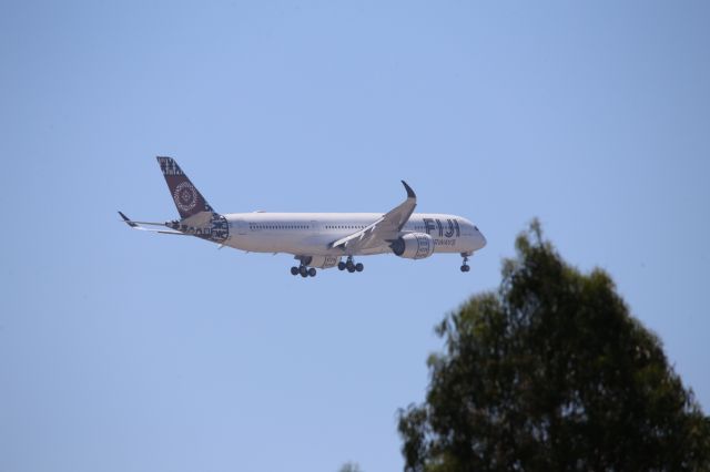 Airbus A350-900 (DQ-FAI)