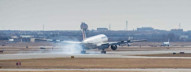 Boeing 777-200 (C-GSPQ)