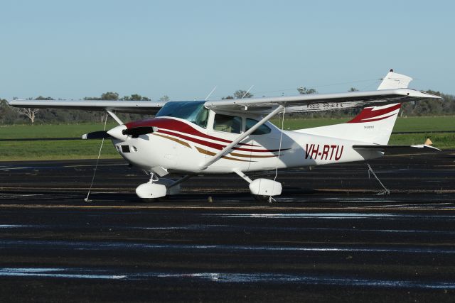 Cessna Skylane (VH-RTU)