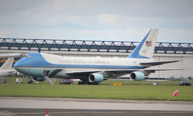 Boeing 747-200 (92-9000) - usaf vc-25a 92-9000 at shannon 6/6/19.