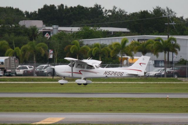 Cessna Skyhawk (N52606)