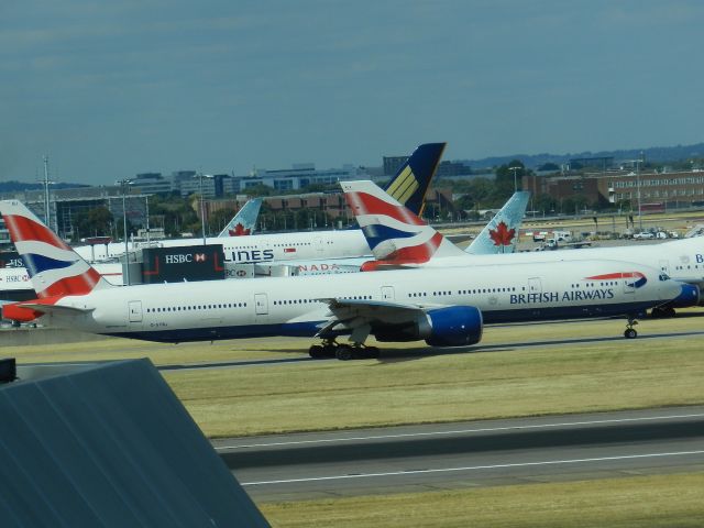 BOEING 777-300 (G-STBJ)