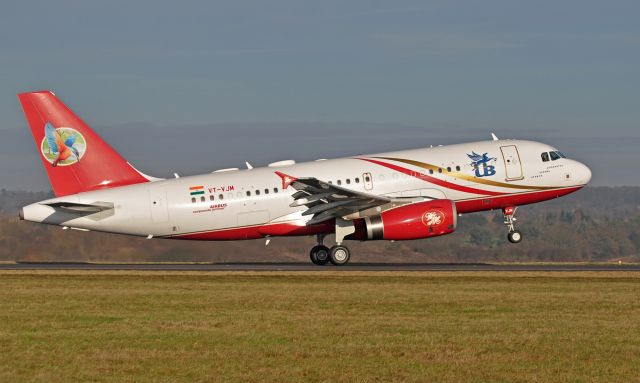 Airbus A319 (VT-VJM)