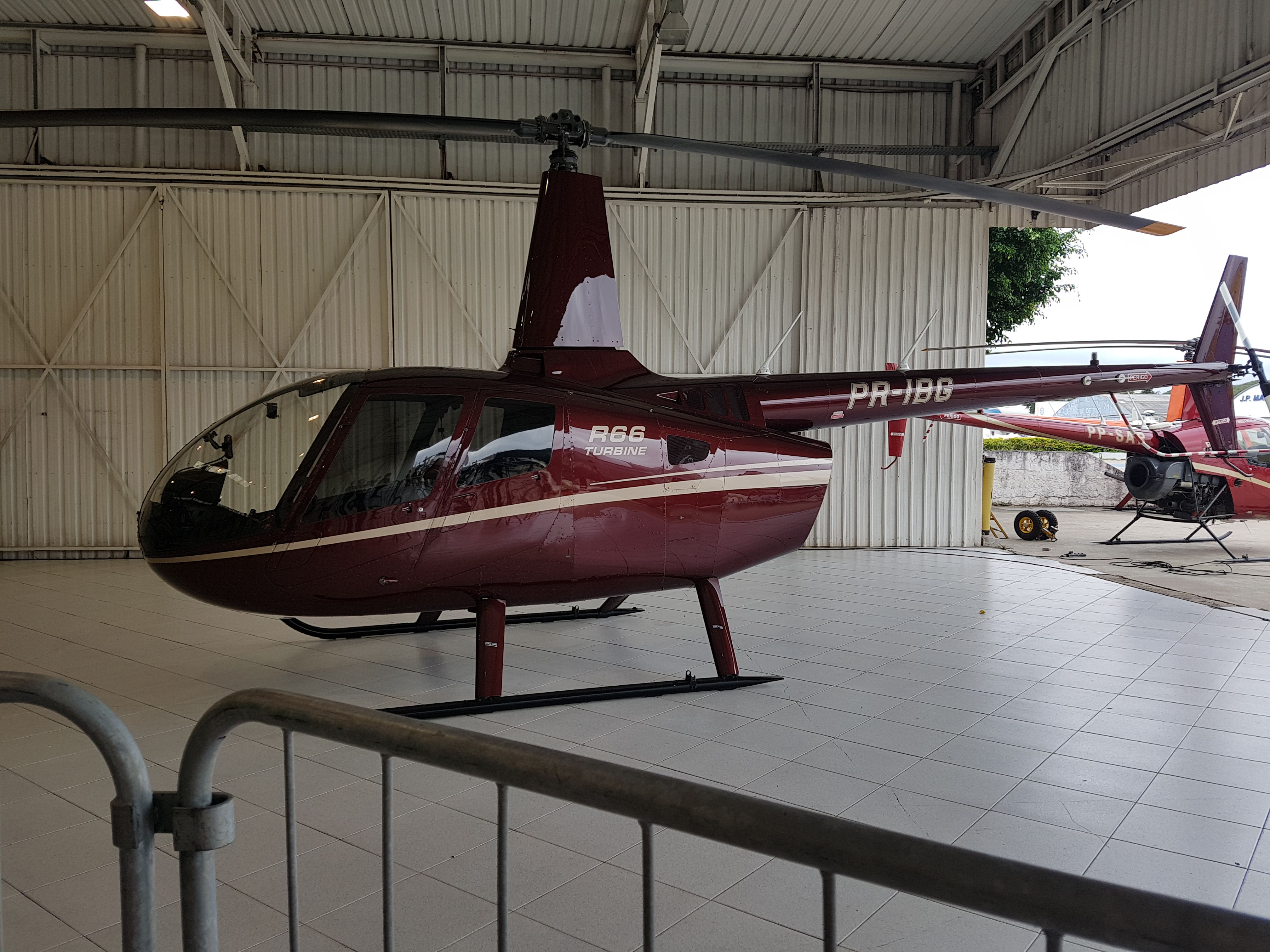 Robinson R-66 (PR-IBG)