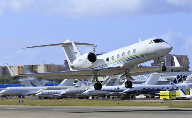 Gulfstream Aerospace Gulfstream IV (N619A)