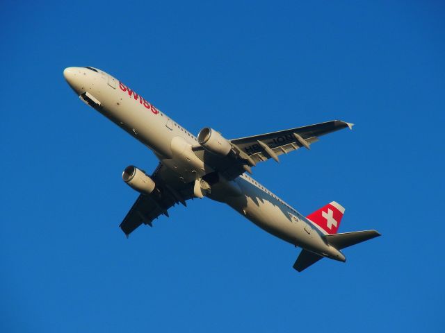 Airbus A321 (HB-ION)