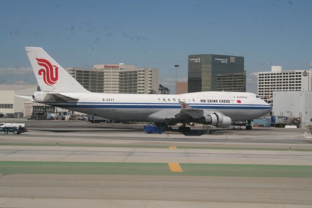 Boeing 747-400 (B-2477)