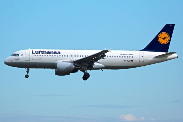 Airbus A320 (D-AIZI)