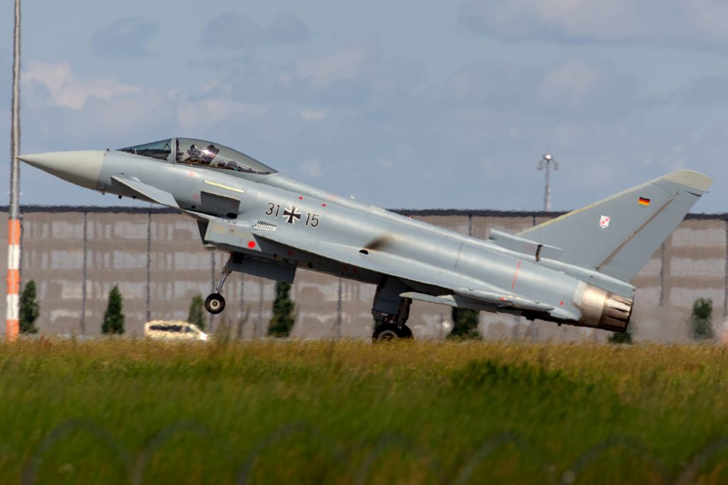 N3115 — - Eurofighter Typhoon landing in Berlin