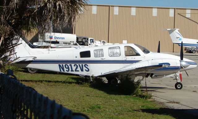 Beechcraft Baron (58) (N912VS)